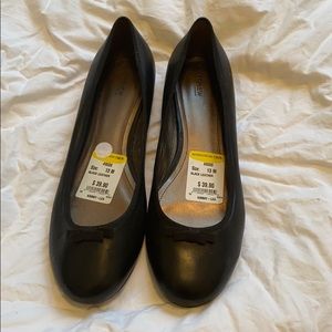 Black Ballet Flats